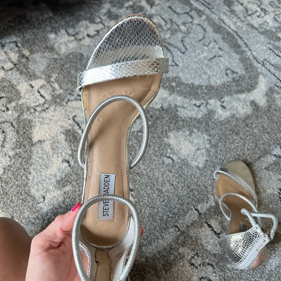 Steve Madden Heels - Picture 3 of 6